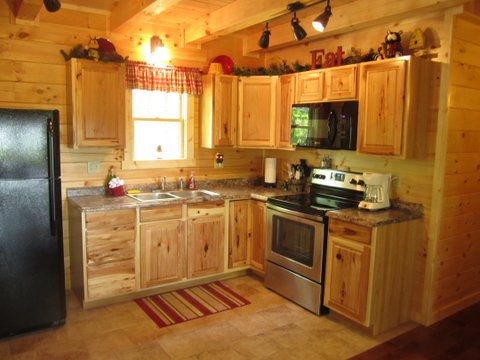 Black Bear Getaway Cabin rental in Hocking Hills, Ohio