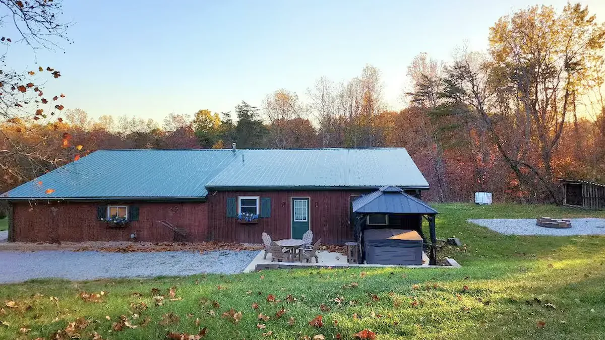 Private cabin exterior on 5 acres in Logan, Ohio